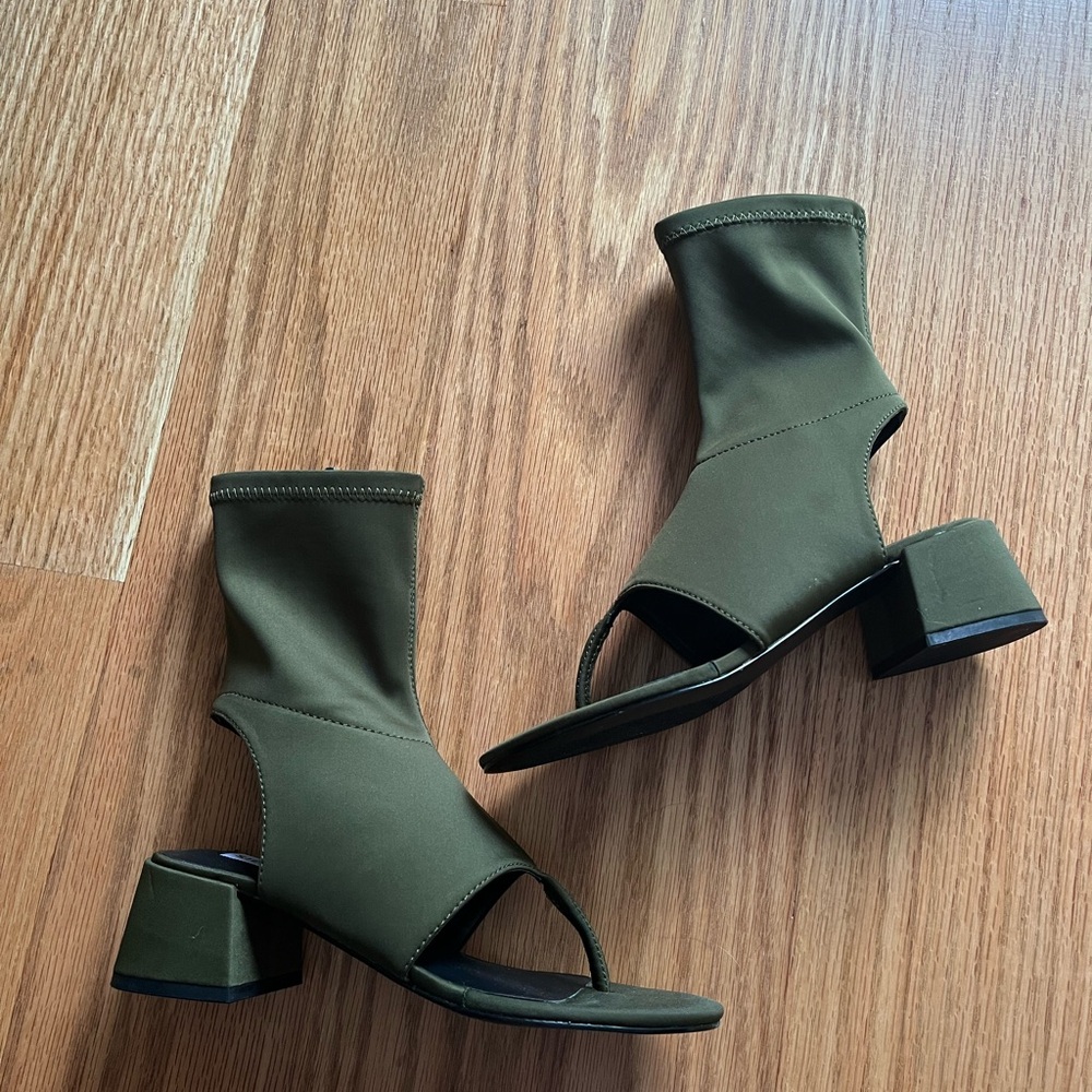 Steve Madden green shoes - Picture 2 of 9